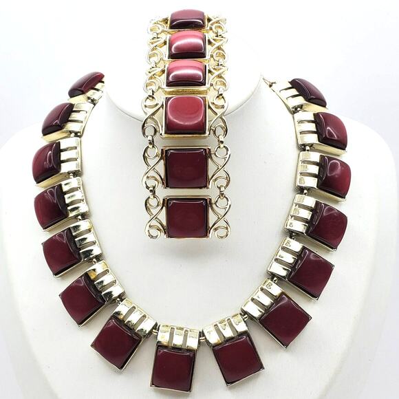 Thermoset Choker Necklace & Bracelet Red Burgundy Mod Square Lucite Vintage 60s - Picture 1 of 9